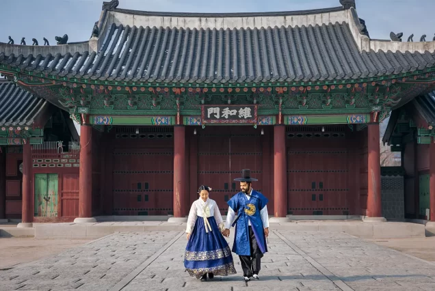 Beautiful New Korea 6D Eksplorasi Romantis Korea dari Pegunungan hingga Kota Modern
