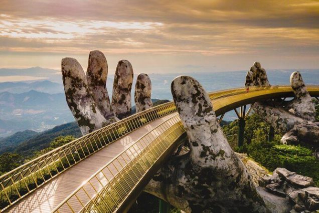7D6N Eksplor Vietnam Utara & Tengah: Danang – Hanoi – Sapa – Fansipan – Halong