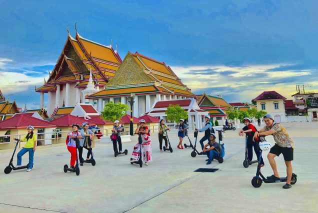 Open Trip Bangkok Hidden Gems 4 Hari 3 Malam – E-Scooter Tour!